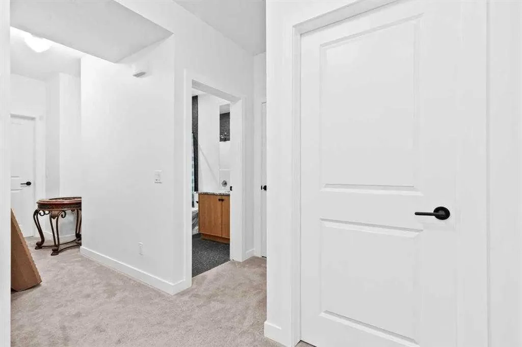 44 Ranchers Way Okotoks AB T1S4C8