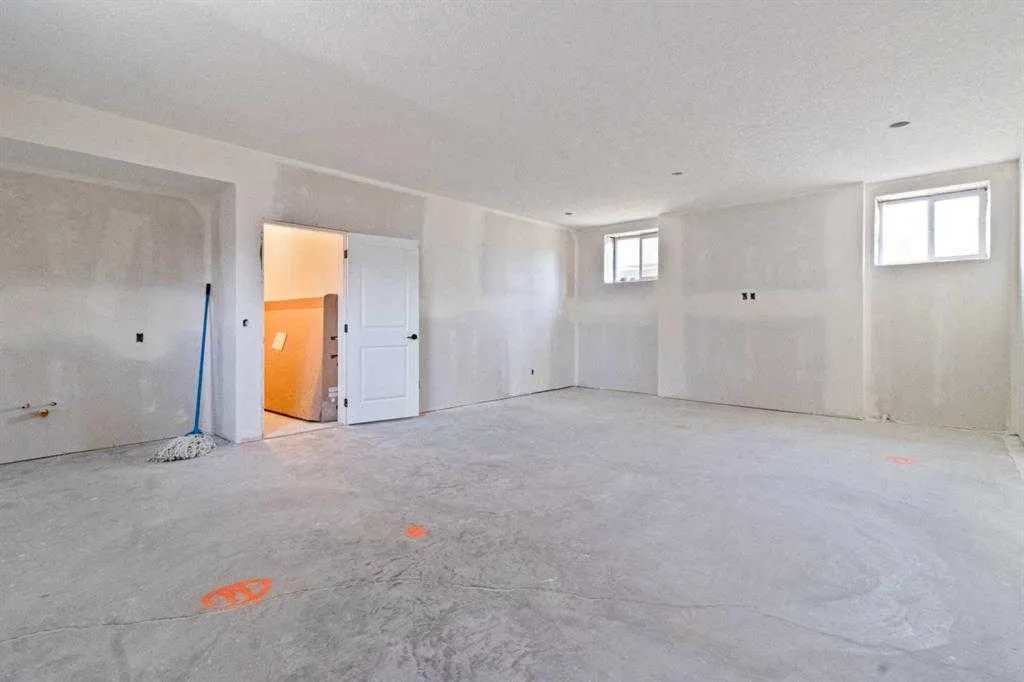 44 Ranchers Way Okotoks AB T1S4C8