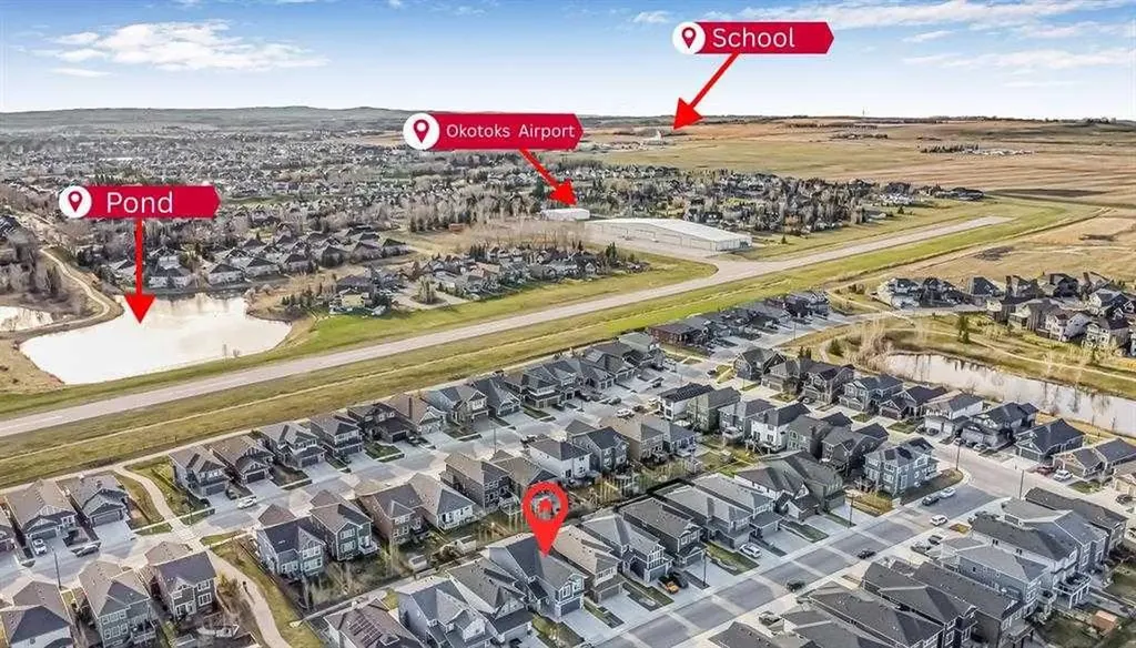 44 Ranchers Way Okotoks AB T1S4C8