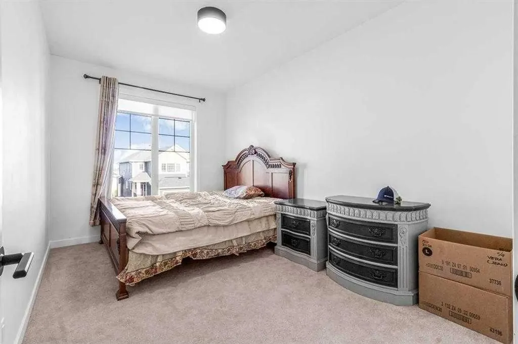 44 Ranchers Way Okotoks AB T1S4C8
