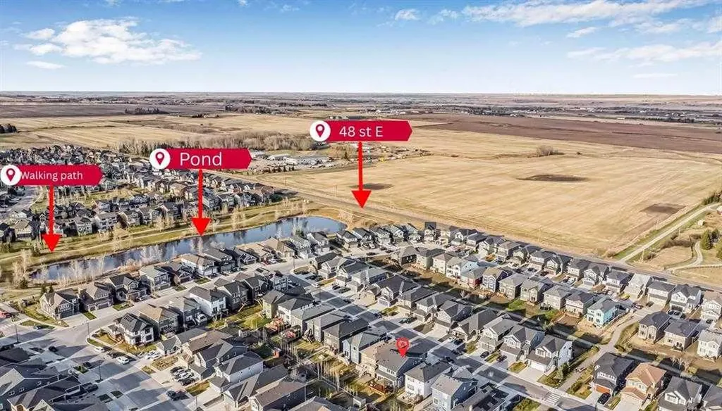 44 Ranchers Way Okotoks AB T1S4C8