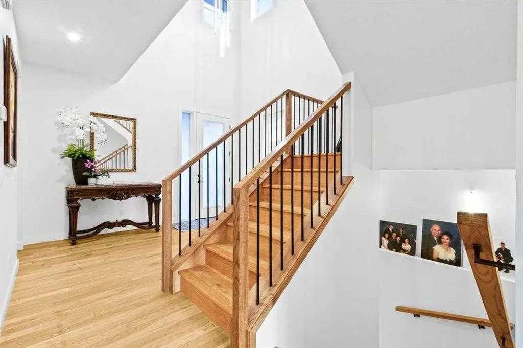 44 Ranchers Way Okotoks AB T1S4C8