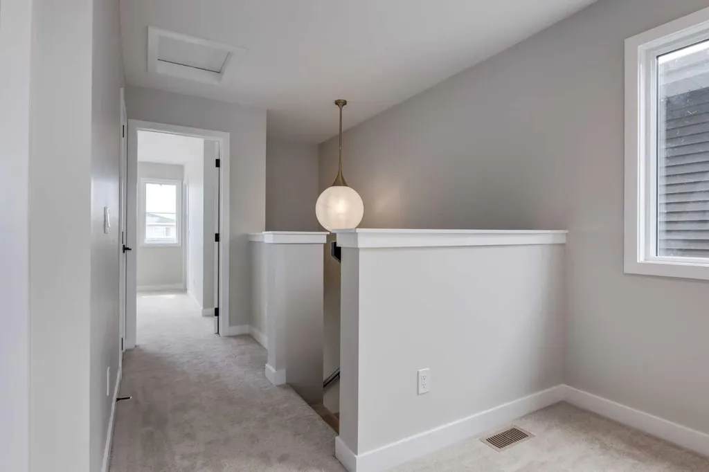 7110 Rangeview Avenue SE Calgary AB T3S 0S7