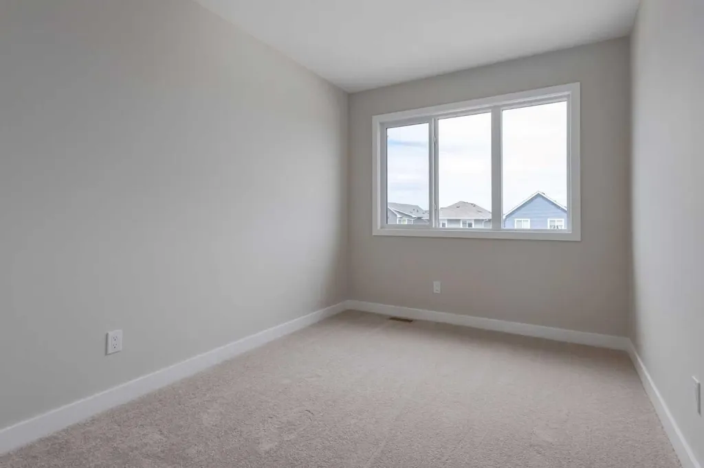 7110 Rangeview Avenue SE Calgary AB T3S 0S7