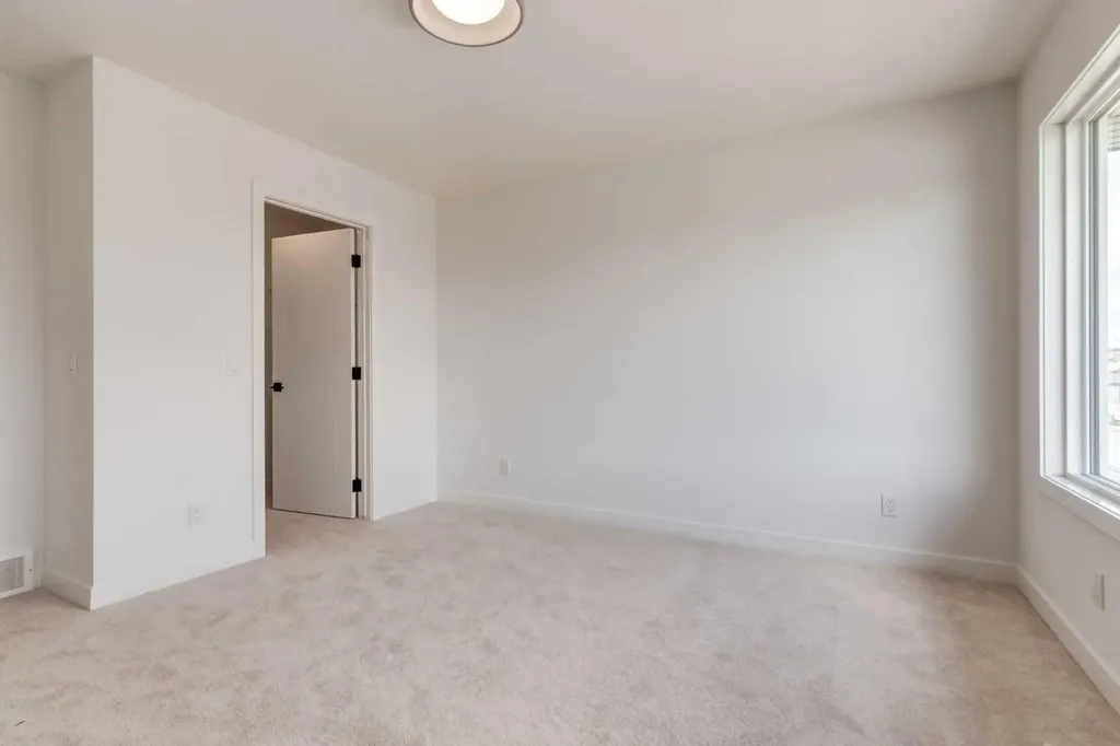 343 Heartwood Grove SE Calgary AB T3S 0S6