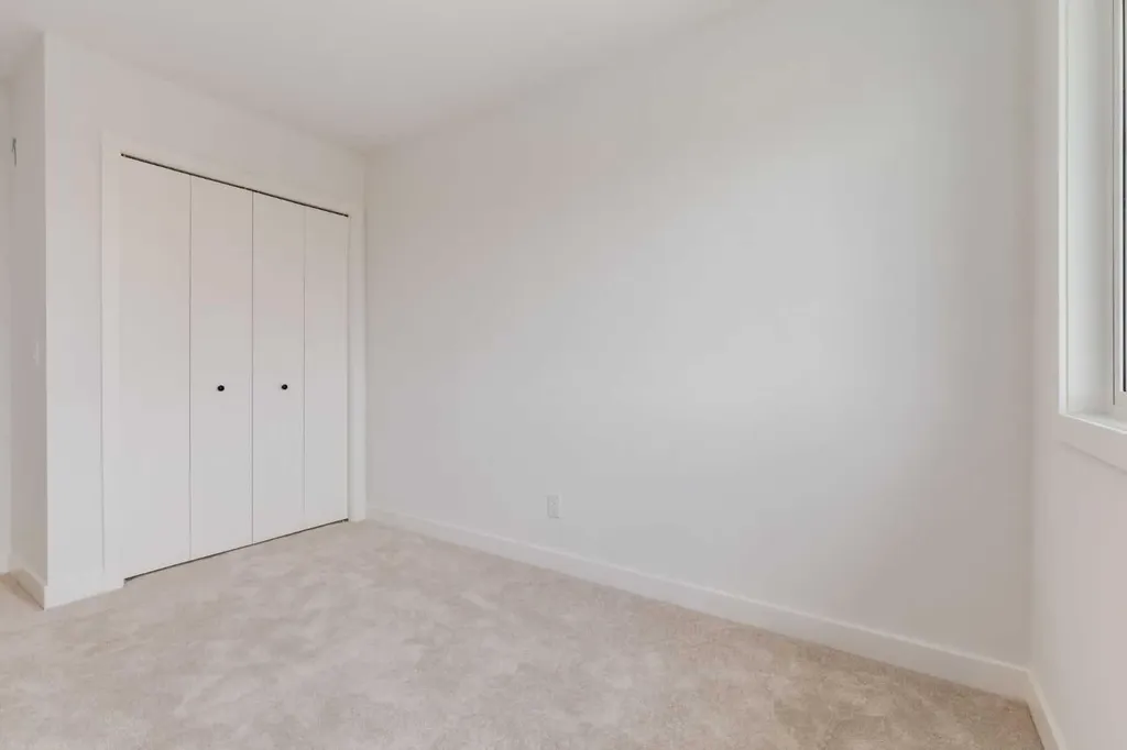343 Heartwood Grove SE Calgary AB T3S 0S6