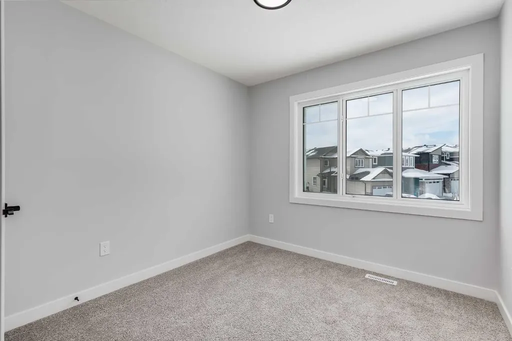 1955 Mccaskill Drive Crossfield AB T0M 0S0
