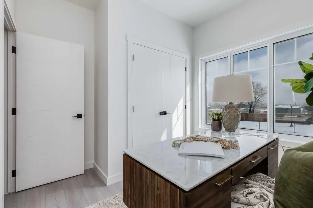 1917 Mccaskill Drive Crossfield AB T0M 0S0