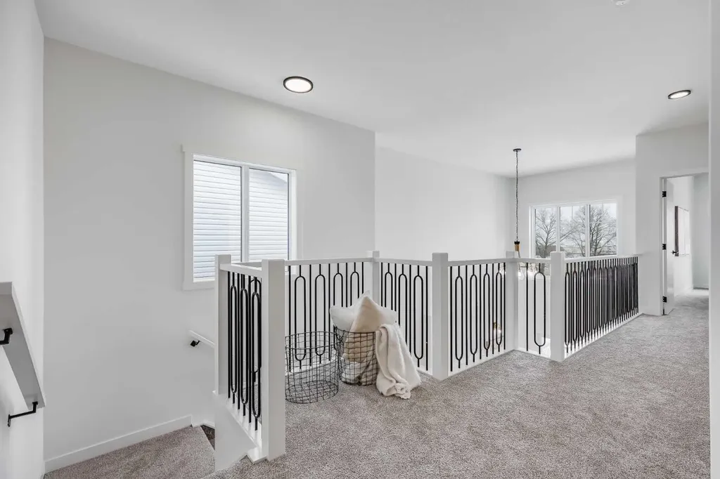 1917 Mccaskill Drive Crossfield AB T0M 0S0