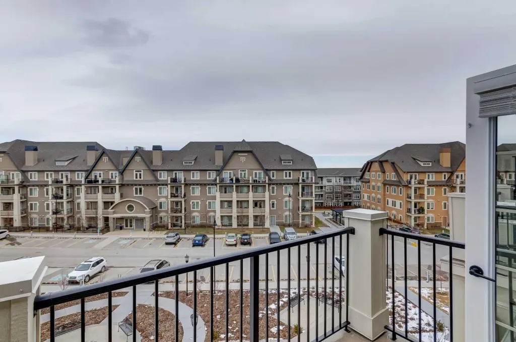 140 Mahogany Street Calgary AB T3M 4E1
