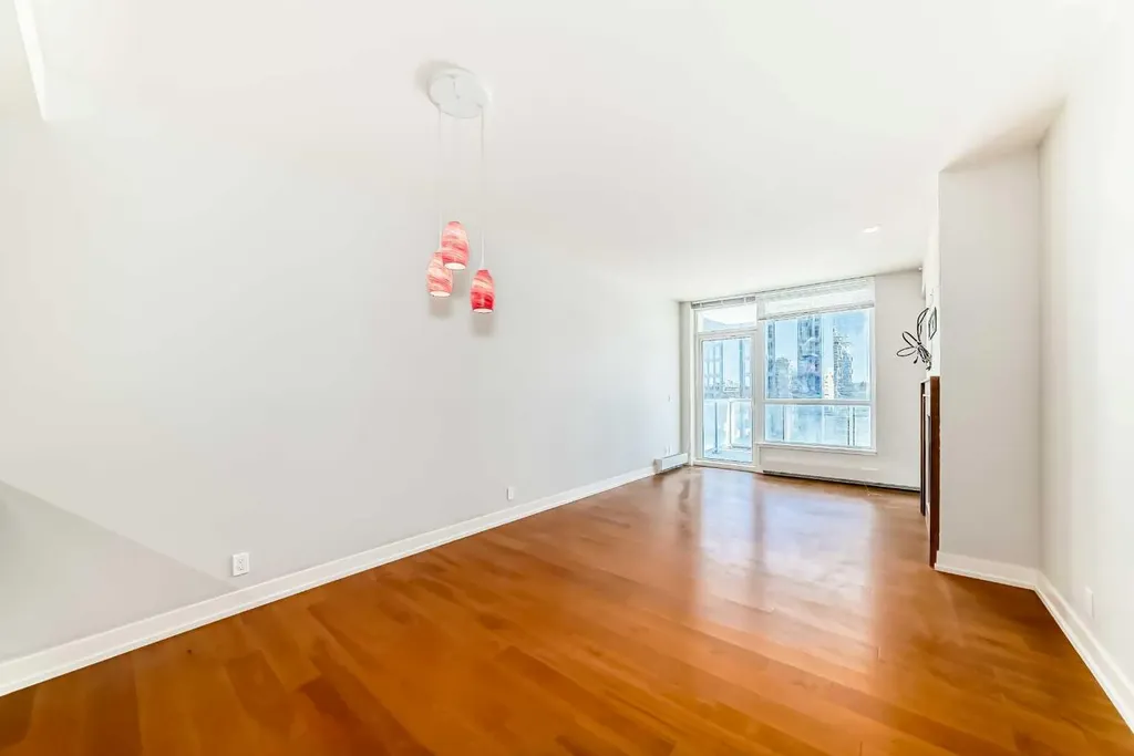 222 Riverfront Avenue SW Calgary AB T2P 0X2