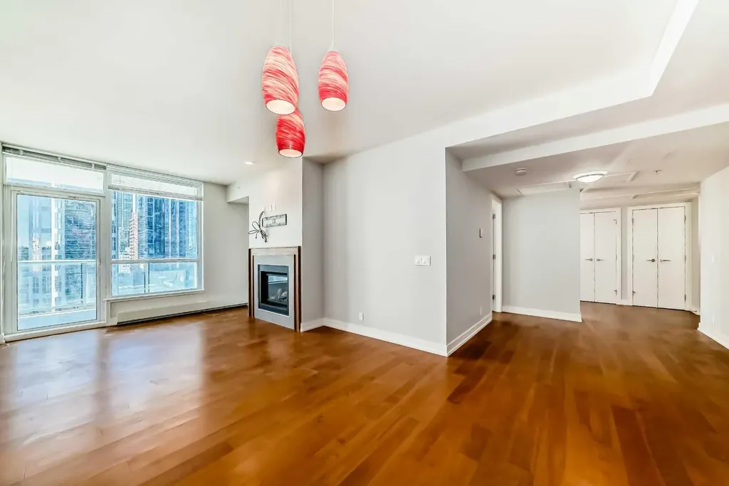 222 Riverfront Avenue SW Calgary AB T2P 0X2