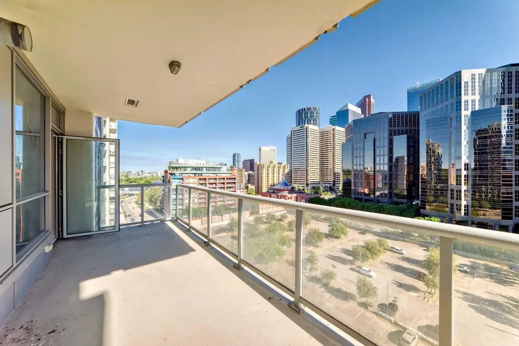 222 Riverfront Avenue SW Calgary AB T2P 0X2
