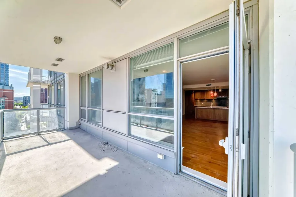 222 Riverfront Avenue SW Calgary AB T2P 0X2