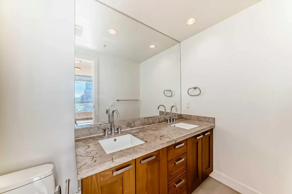 222 Riverfront Avenue SW Calgary AB T2P 0X2
