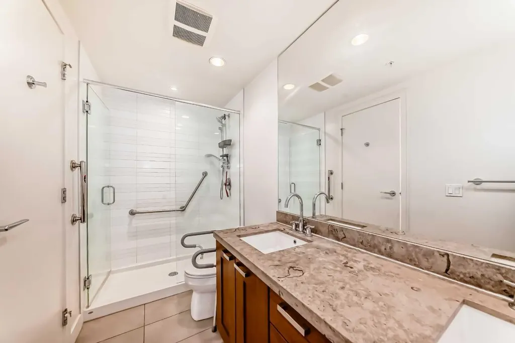 222 Riverfront Avenue SW Calgary AB T2P 0X2