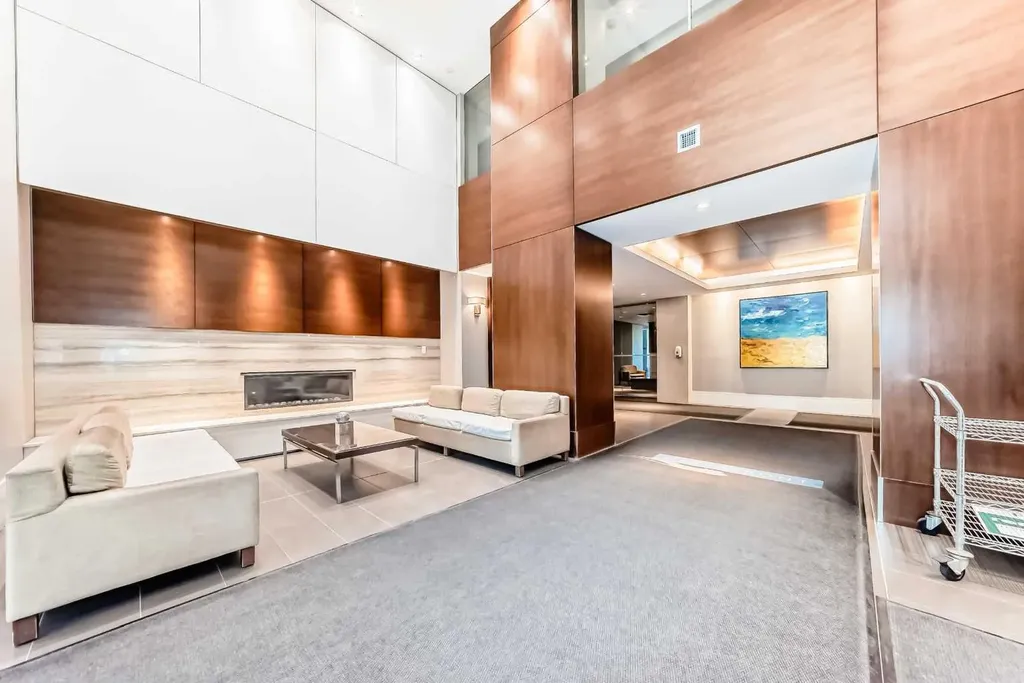 222 Riverfront Avenue SW Calgary AB T2P 0X2