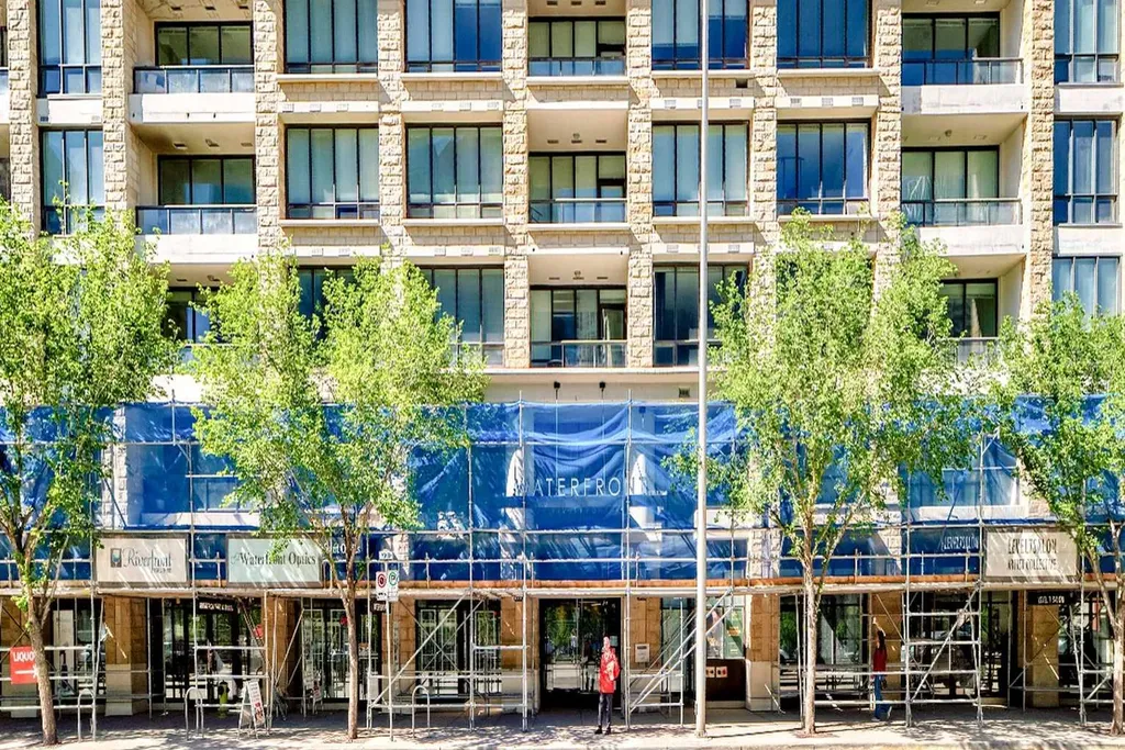 222 Riverfront Avenue SW Calgary AB T2P 0X2