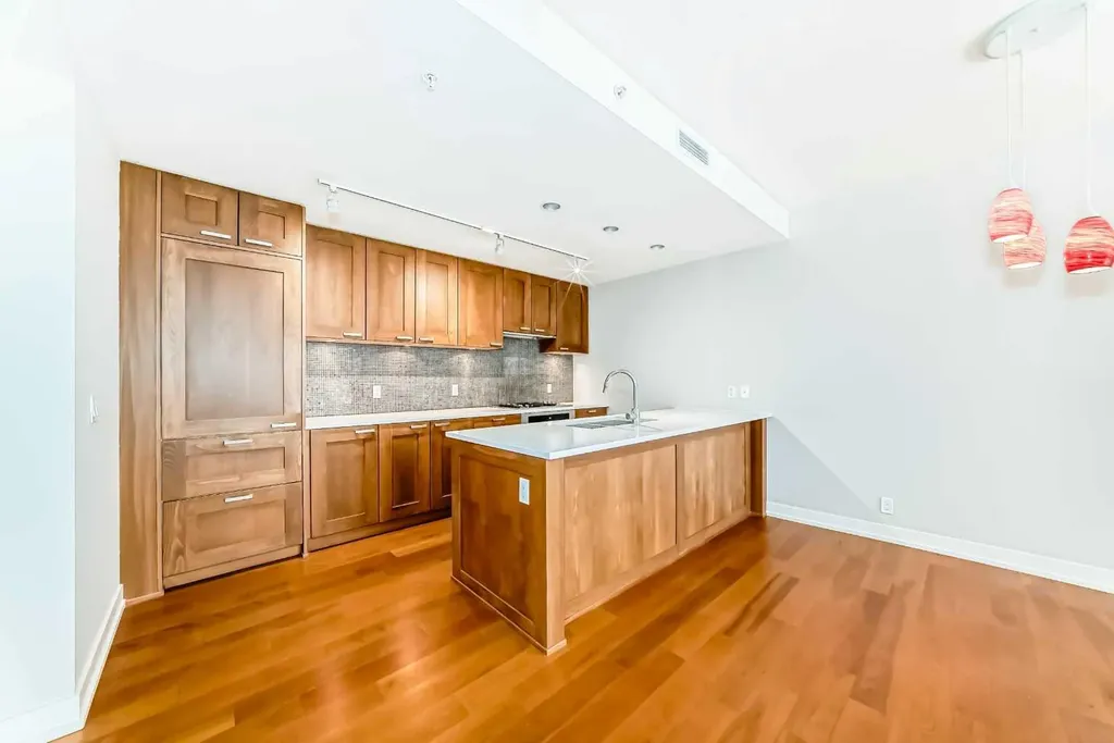 222 Riverfront Avenue SW Calgary AB T2P 0X2