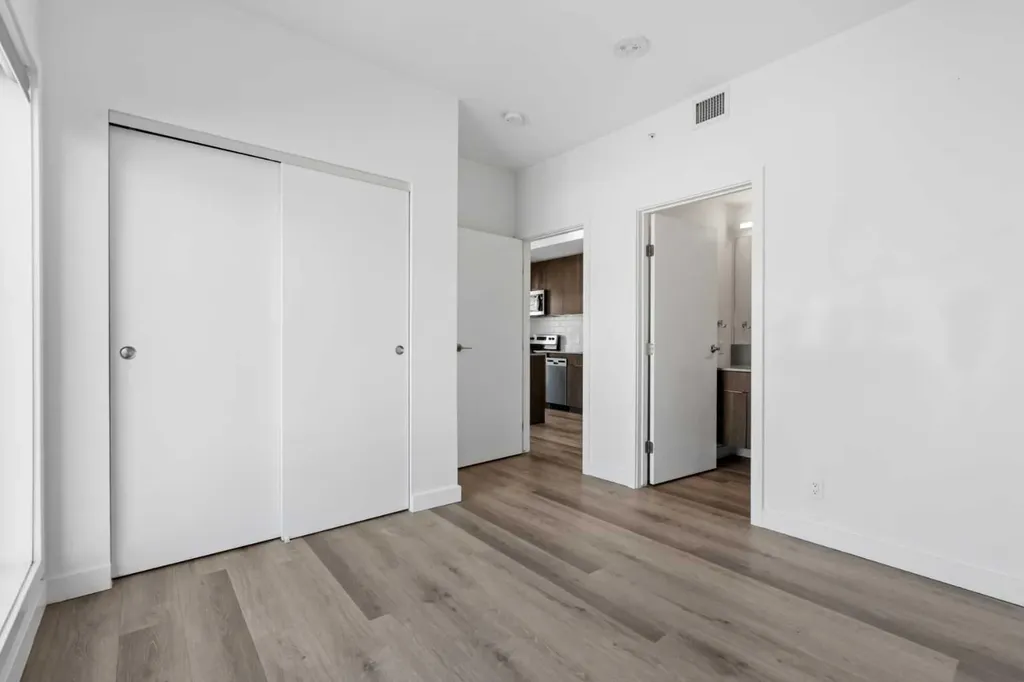 455 1 Avenue NE Calgary AB T2E 0B3