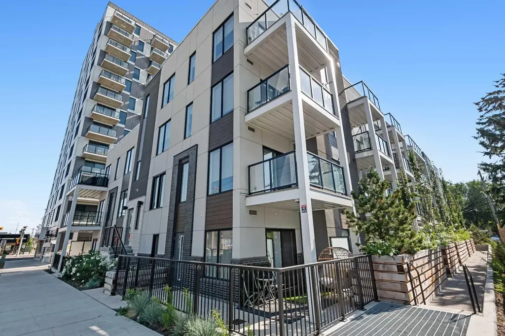 455 1 Avenue NE Calgary AB T2E 0B3