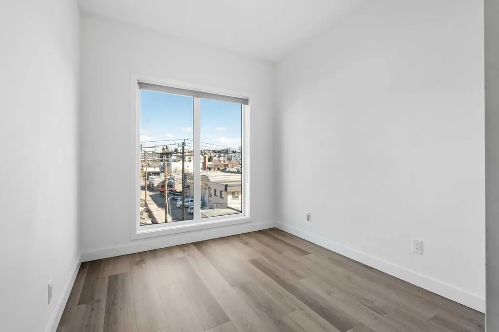 455 1 Avenue NE Calgary AB T2E 0B3
