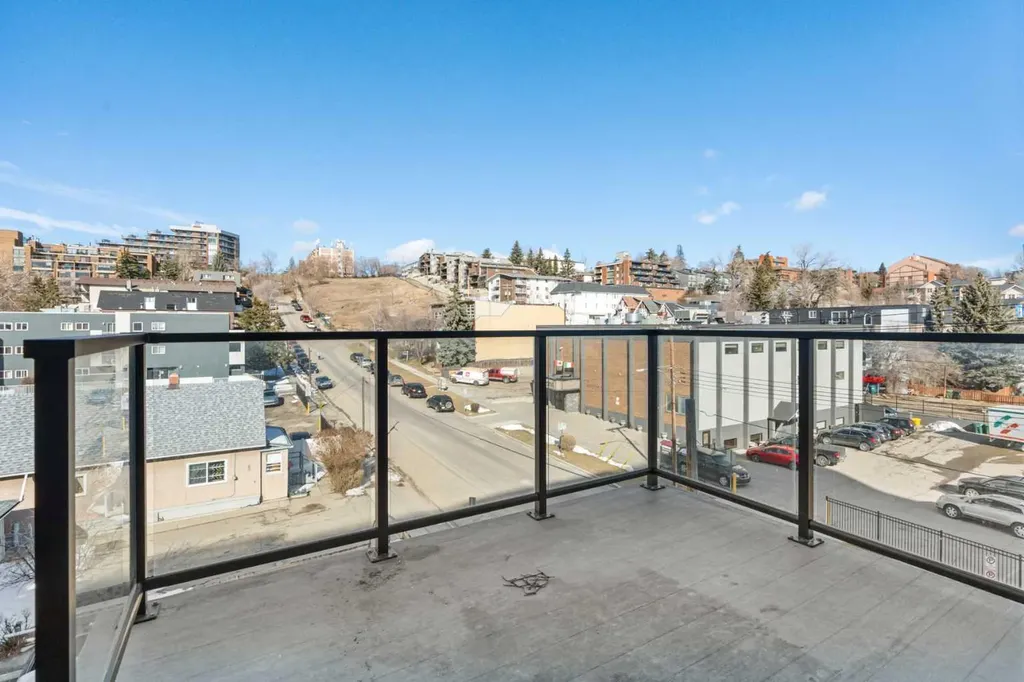 455 1 Avenue NE Calgary AB T2E 0B3