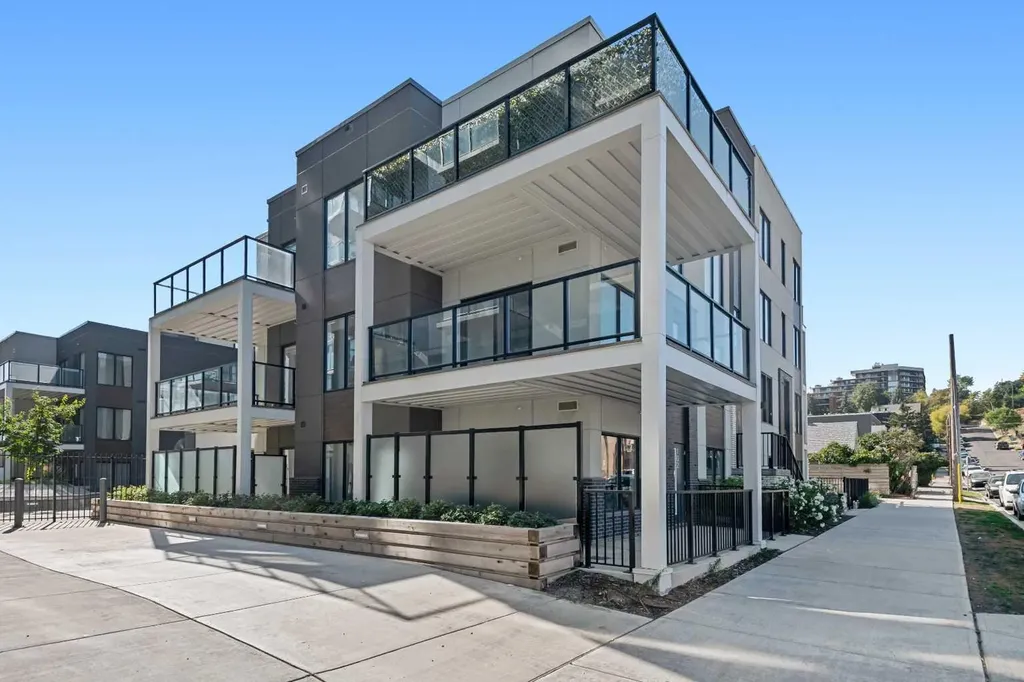 455 1 Avenue NE Calgary AB T2E 0B3