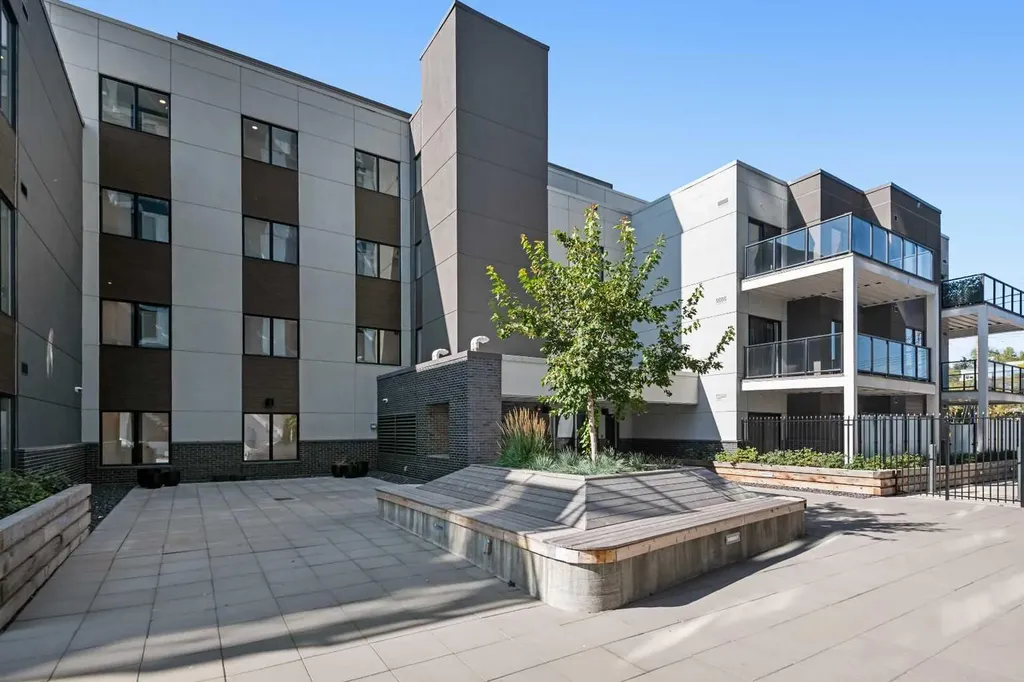 455 1 Avenue NE Calgary AB T2E 0B3