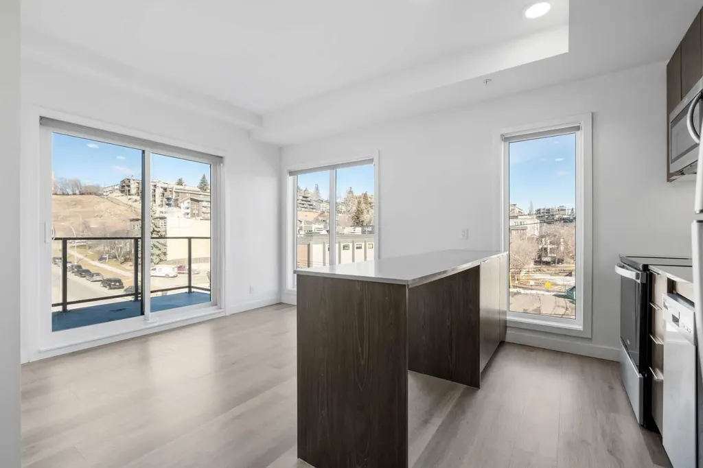 455 1 Avenue NE Calgary AB T2E 0B3