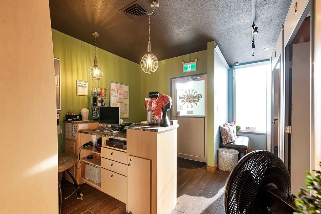 4820 50 Avenue Lloydminster AB T9V 0W5