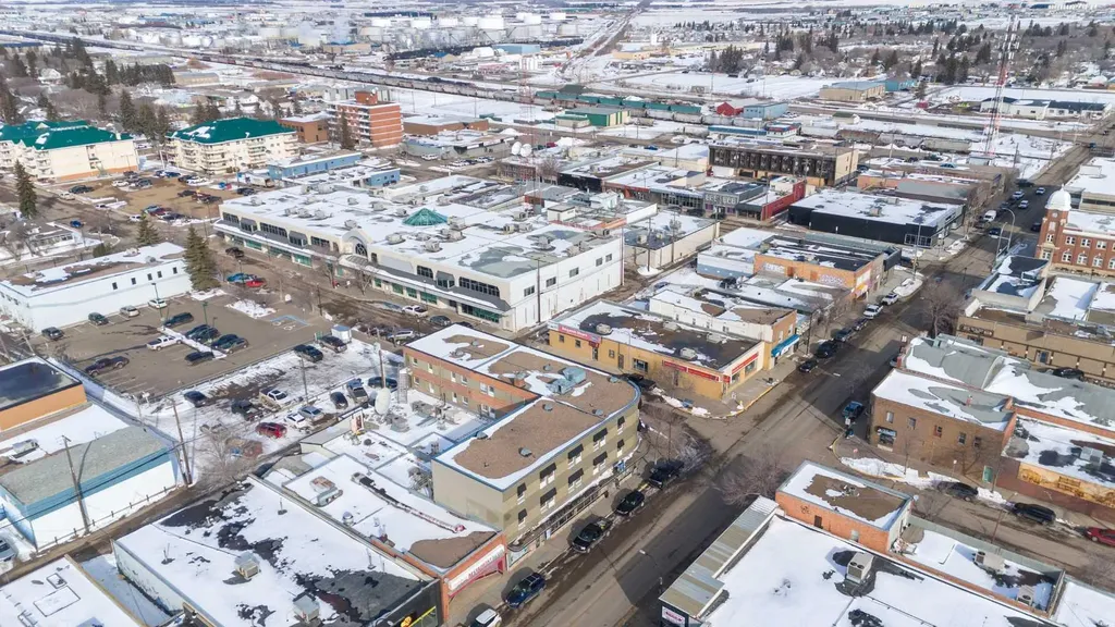 4820 50 Avenue Lloydminster AB T9V 0W5