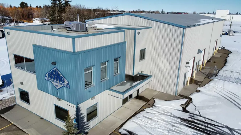 5815 49 Avenue Olds AB T4H1G5