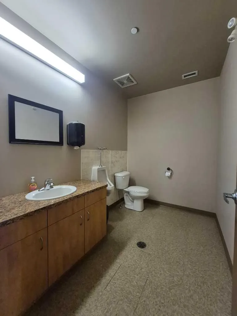 5815 49 Avenue Olds AB T4H1G5
