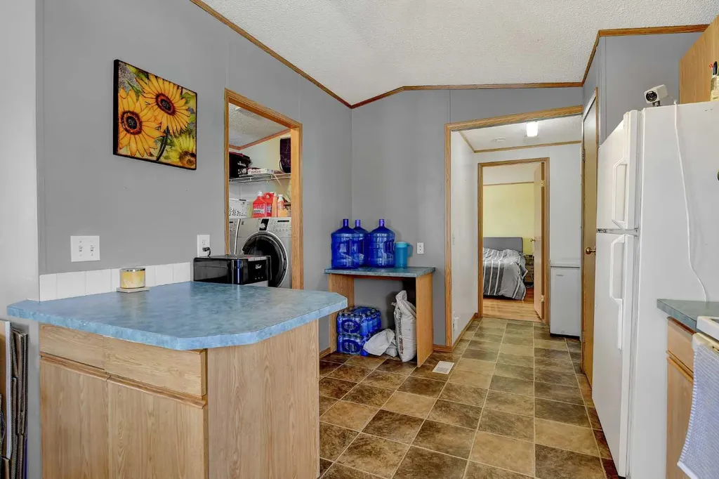 10615 88 Street Grande Prairie AB T8X 1P5