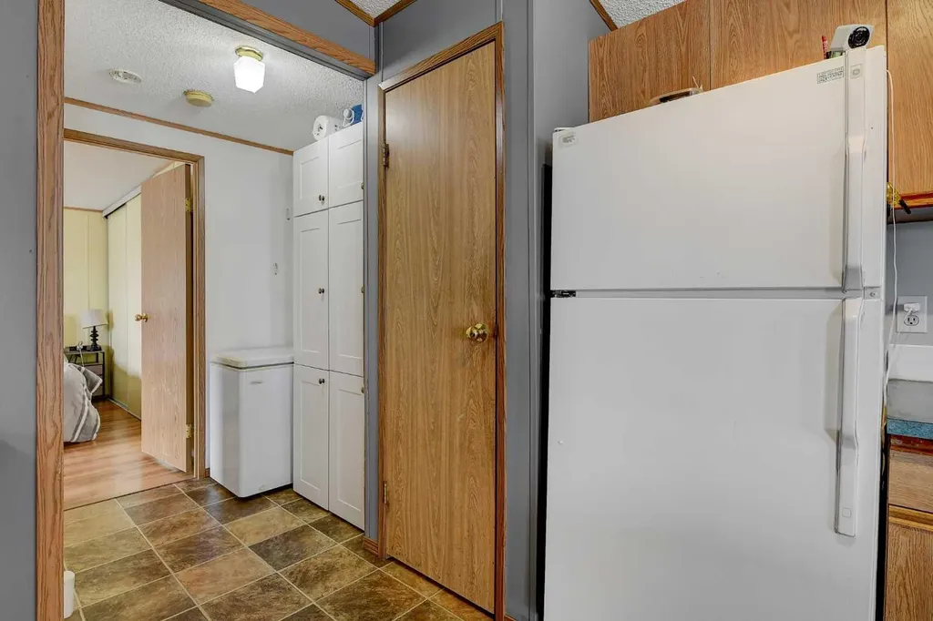 10615 88 Street Grande Prairie AB T8X 1P5