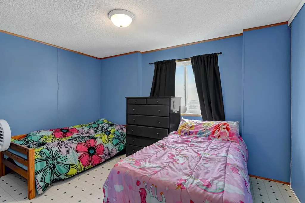 10615 88 Street Grande Prairie AB T8X 1P5
