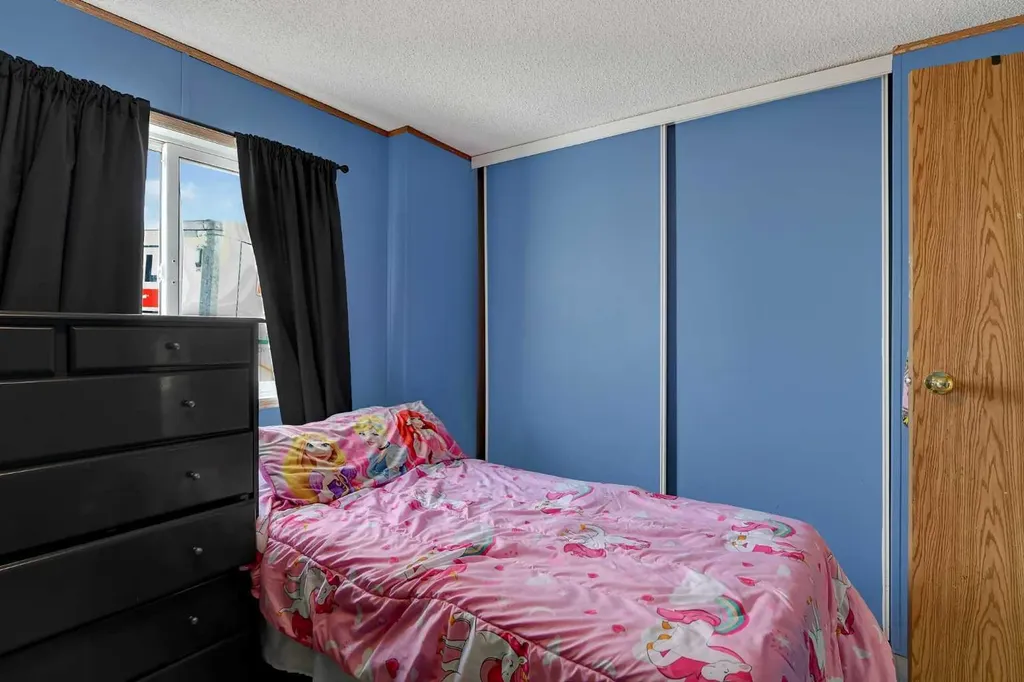 10615 88 Street Grande Prairie AB T8X 1P5
