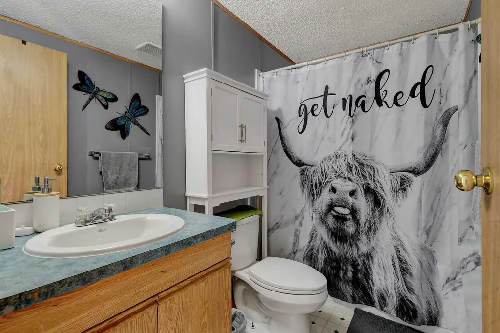 10615 88 Street Grande Prairie AB T8X 1P5