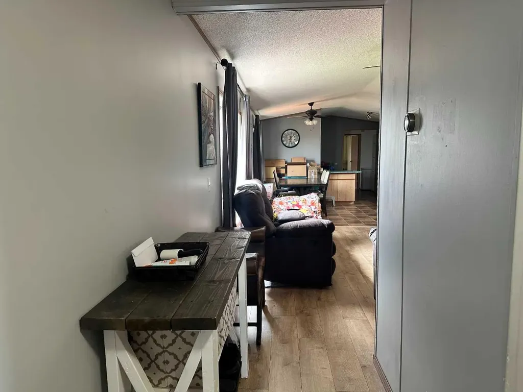 10615 88 Street Grande Prairie AB T8X 1P5