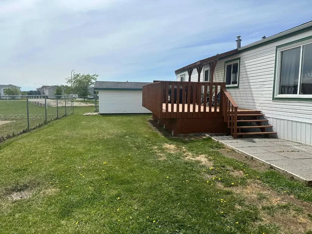 10615 88 Street Grande Prairie AB T8X 1P5
