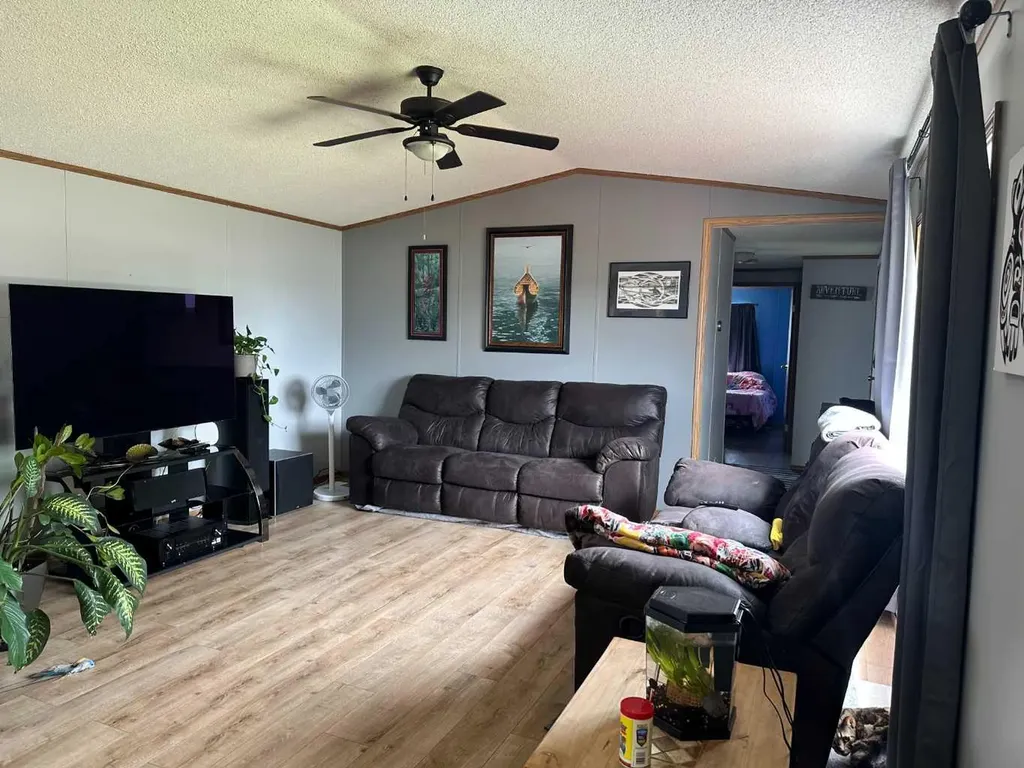 10615 88 Street Grande Prairie AB T8X 1P5