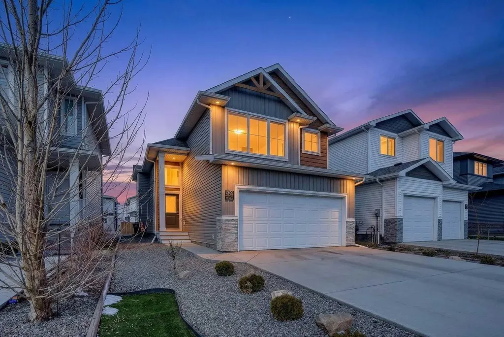 2600 45 Street S Lethbridge AB T1K 8K6