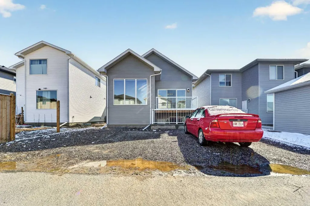 2600 45 Street S Lethbridge AB T1K 8K6