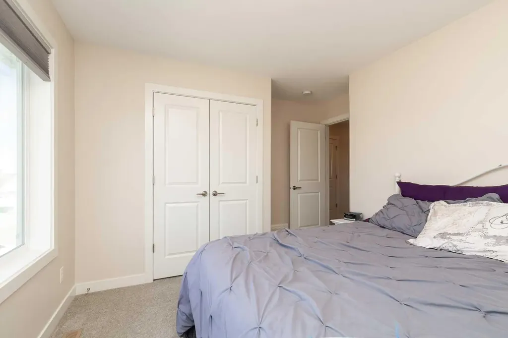 1009 Atlantic Lookout W Lethbridge AB T1J 5S9