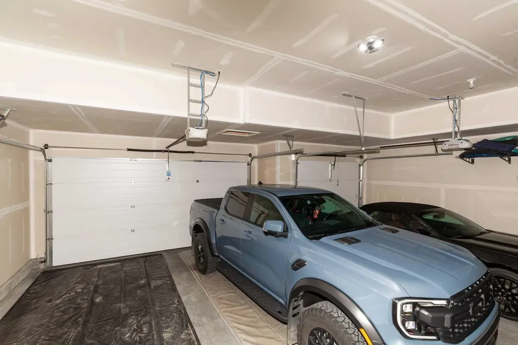 1009 Atlantic Lookout W Lethbridge AB T1J 5S9