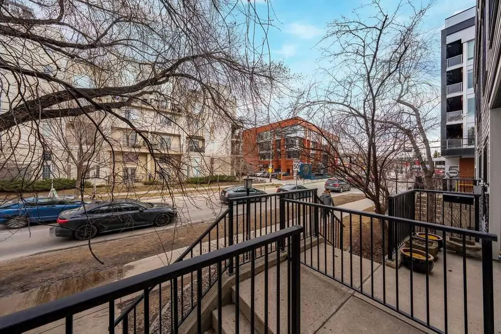 1503 5 Street SW Calgary AB T2R 1P2