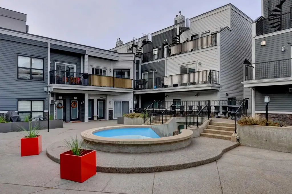 1503 5 Street SW Calgary AB T2R 1P2