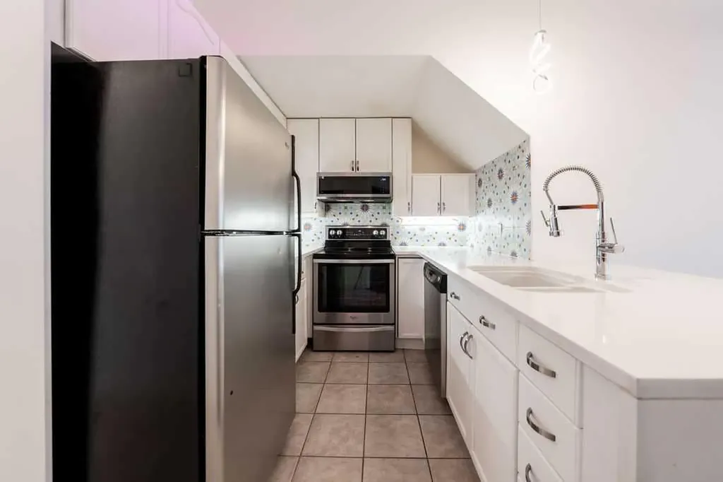 1503 5 Street SW Calgary AB T2R 1P2