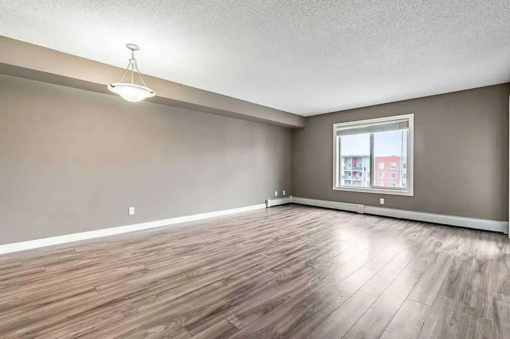 403 Mackenzie Way SW Airdrie AB T4B 3V7